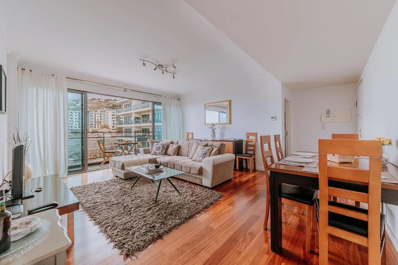 Cozy T2 With Ocean View Apartment Funchal