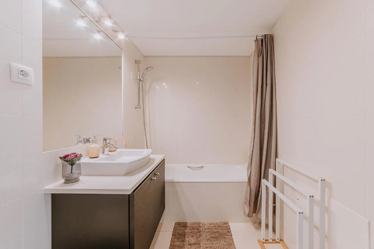 Cozy T2 With Ocean View Apartment Funchal  Portugal