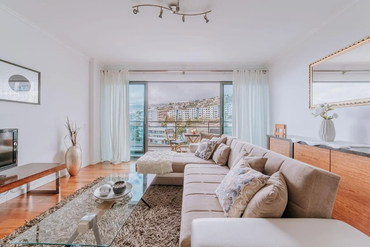 Cozy T2 With Ocean View Apartment Funchal
